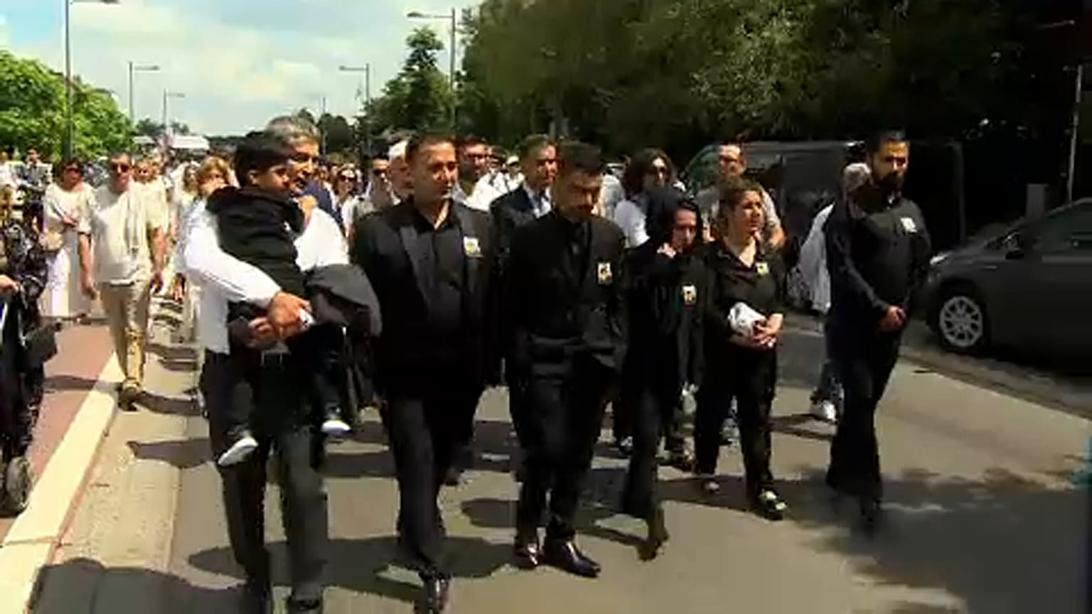 Cortège lors des obsèques de Mawda