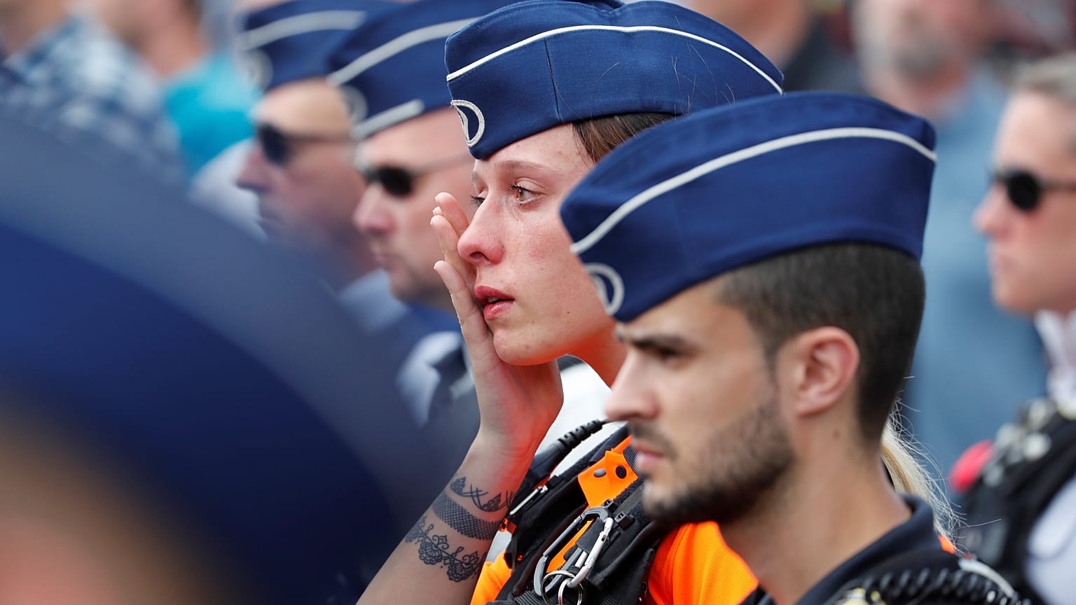 Λιέγη: Πένθος και αναπάντητα ερωτήματα