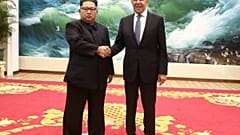 Lavrov meghívta Moszkvába Kim Dzsongunt
