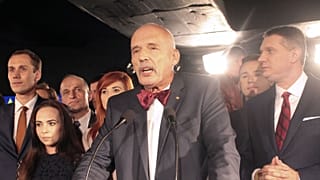 Polish MEP has penalties for 'sexist' outburst scrapped