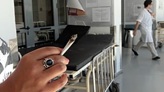 Έλληνες και Κύπριοι οι... «θεριακλήδες» της Ευρώπης
