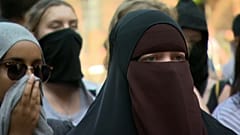 Bei Verschleierung Bußgeld: Dänemark beschließt "Burka-Verbot"