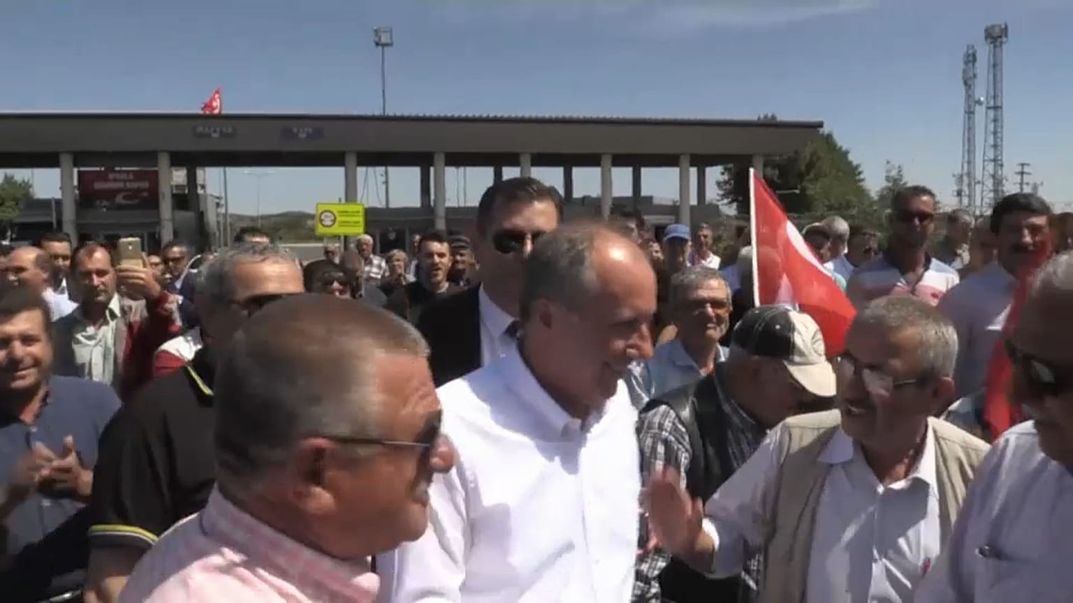 Erdogan-Herausforderer Muharrem Ince auf Wahlkampftour in Griechenland