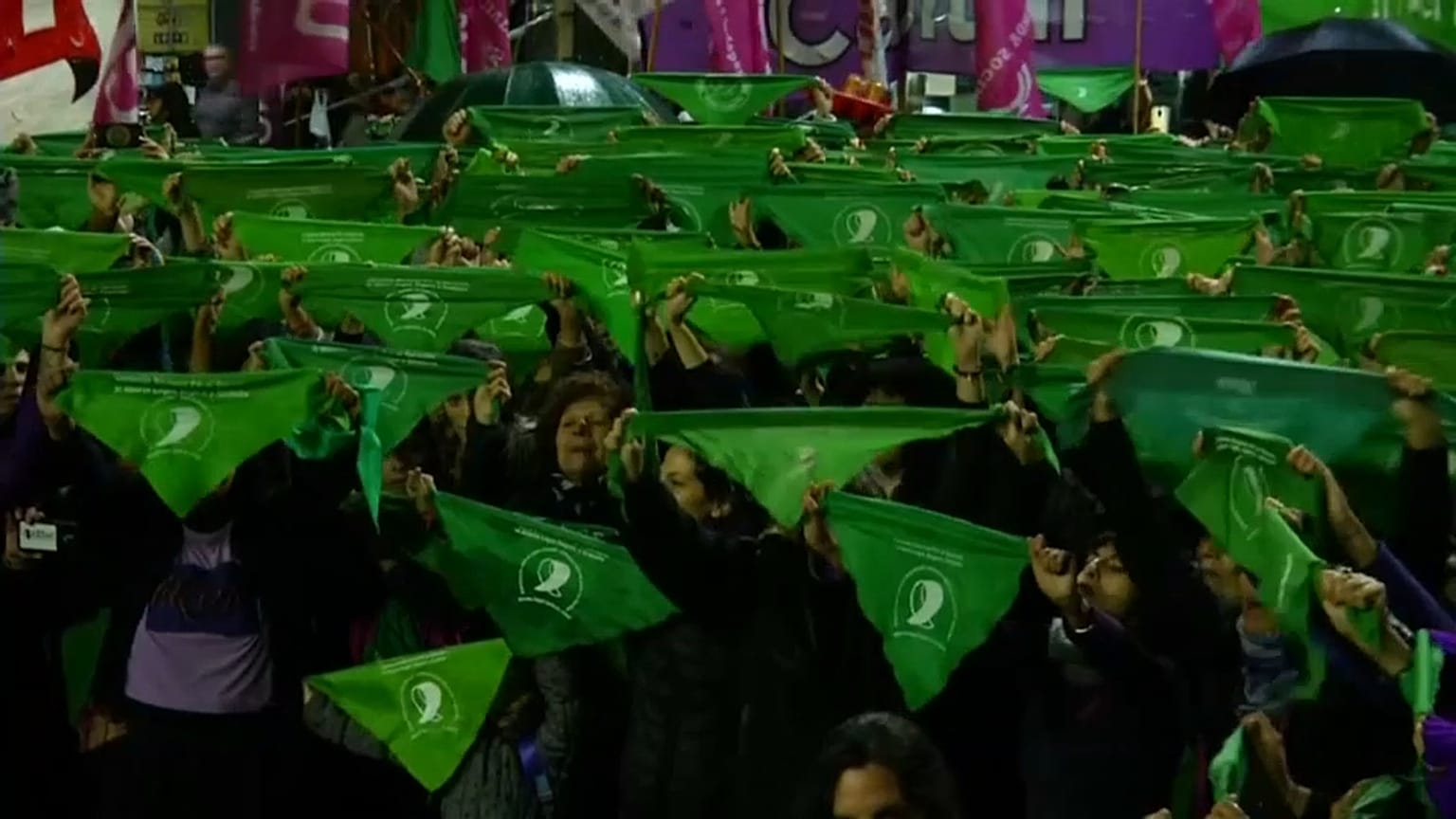 Buenos Aires: Frauen in Grün für Abtreibung