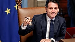 Politik-Neuling Conte (53) leitet EU-kritische Koalitionsregierung