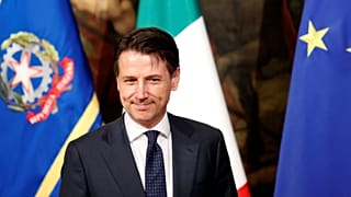 Três meses depois das eleições Governo sem precedentes em Roma 