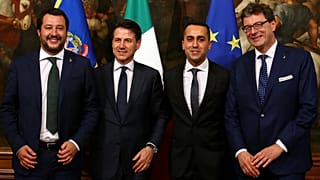 Vers où se dirige le nouveau gouvernement anti-système ? 