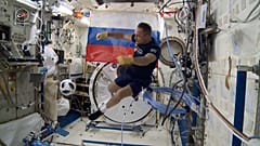 Un avant-goût de coupe du monde dans l'espace