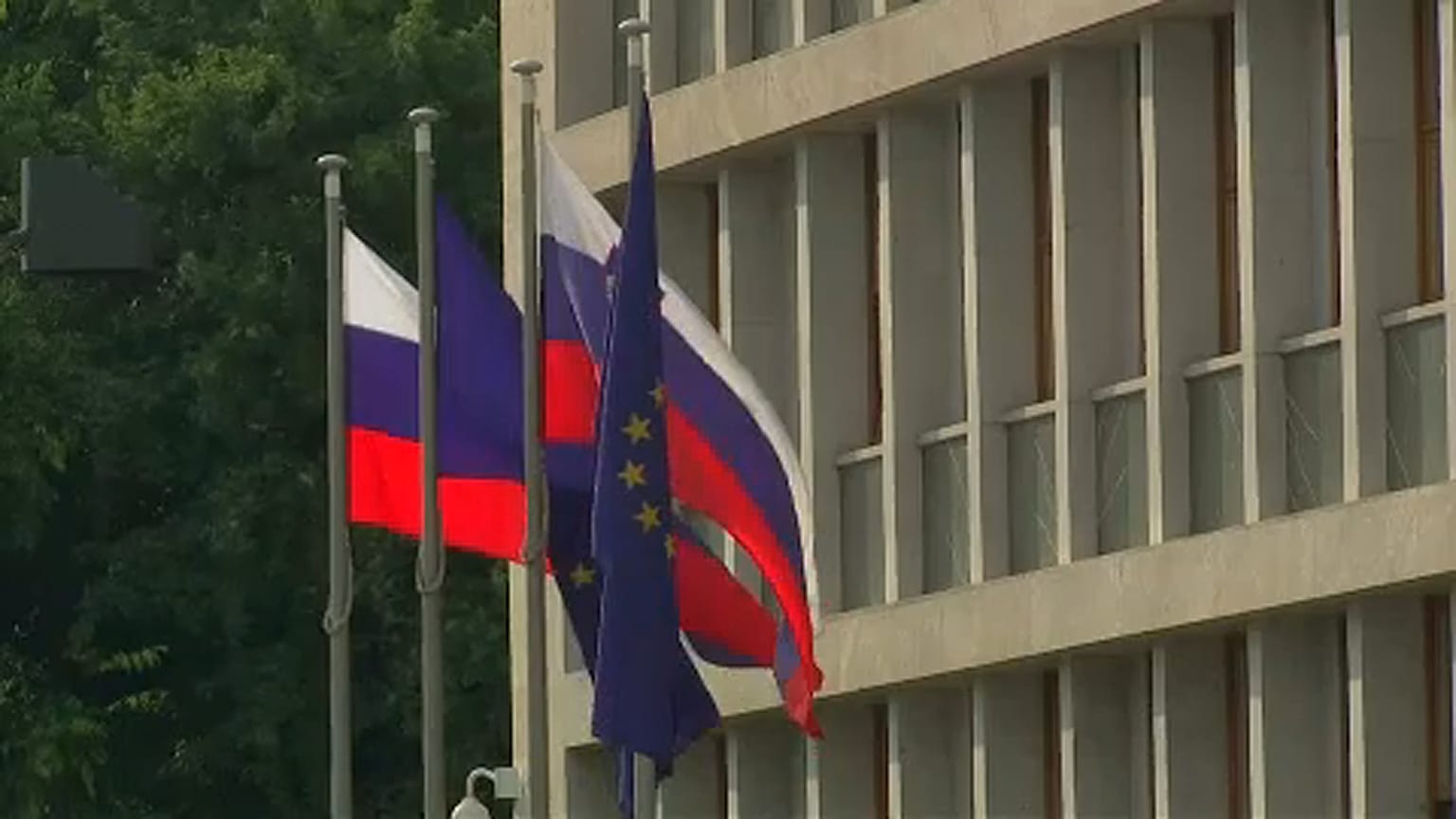 Előrehozott választások Szlovéniában