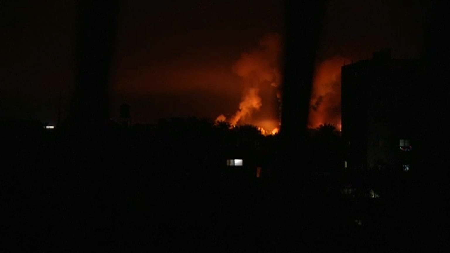 Israel bombardea instalaciones de Hamás en Gaza