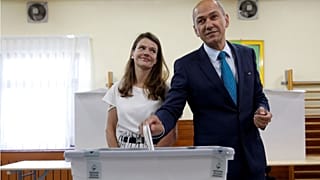 Ο Γιάνεζ Γιάνσα, ηγέτης του ακροδεξιού κόμματος SDS