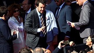 Ψήφους στον ιταλικό νότο κυνηγά ο «βόρειος» Σαλβίνι