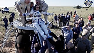 Trois astronautes de l'ISS de retour sur Terre 