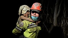 Forró salak és fullasztó hamufelhő pusztít Guatemalában