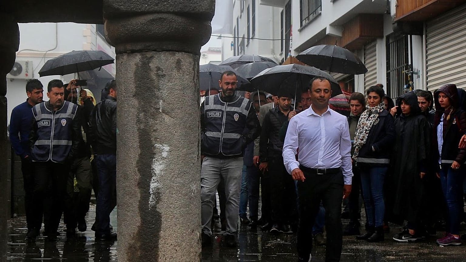 Kürtler için bin 58 kilometre neden yürüdüm? - Tuna Bekleviç