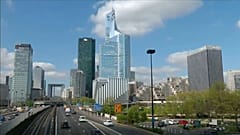 Elefantenhochzeit in der Bankwelt?