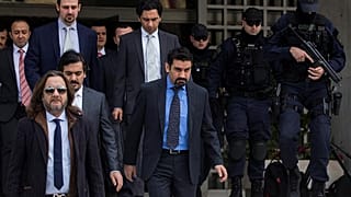 15 Temmuz'da Yunanistan'a kaçan askerlere tahliye