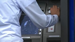 Grécia regressa ao crescimento