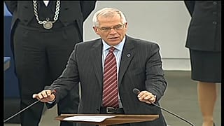 Carmen Calvo vicepresidenta y ministra de Igualdad, Josep Borrell a Exteriores