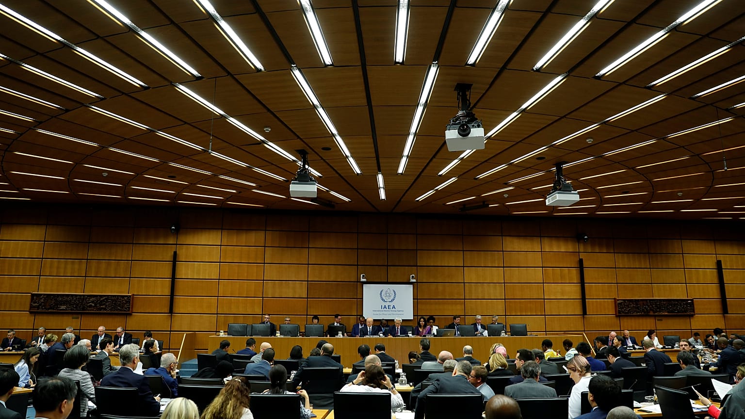 Το Ιράν ετοιμάζεται για εμπλουτισμό ουρανίου