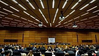 Το Ιράν ετοιμάζεται για εμπλουτισμό ουρανίου