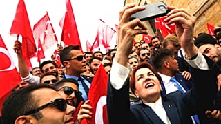 Meral Akşener, Google'da hangi kelimeleri satın aldı? 