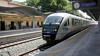 Το πρώτο ηλεκτρικό τρένο έφτασε στο Λιανοκλάδι