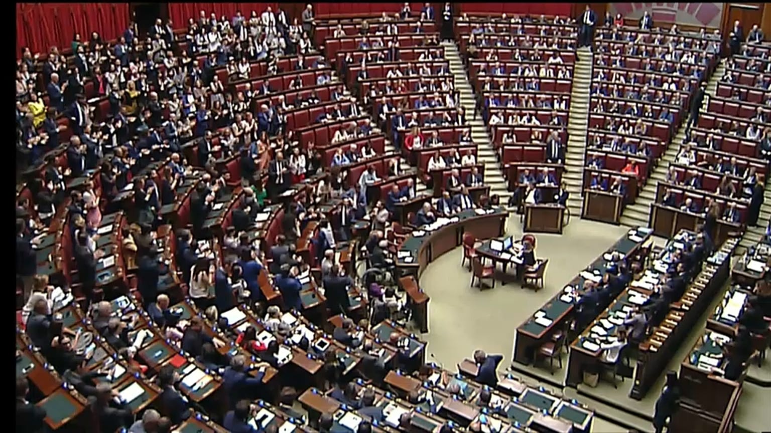 Il governo Conte ottiene la fiducia anche alla Camera