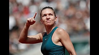 French Open: Simona Halep im Halbfinale - Herren-Viertelfinale abgebrochen  