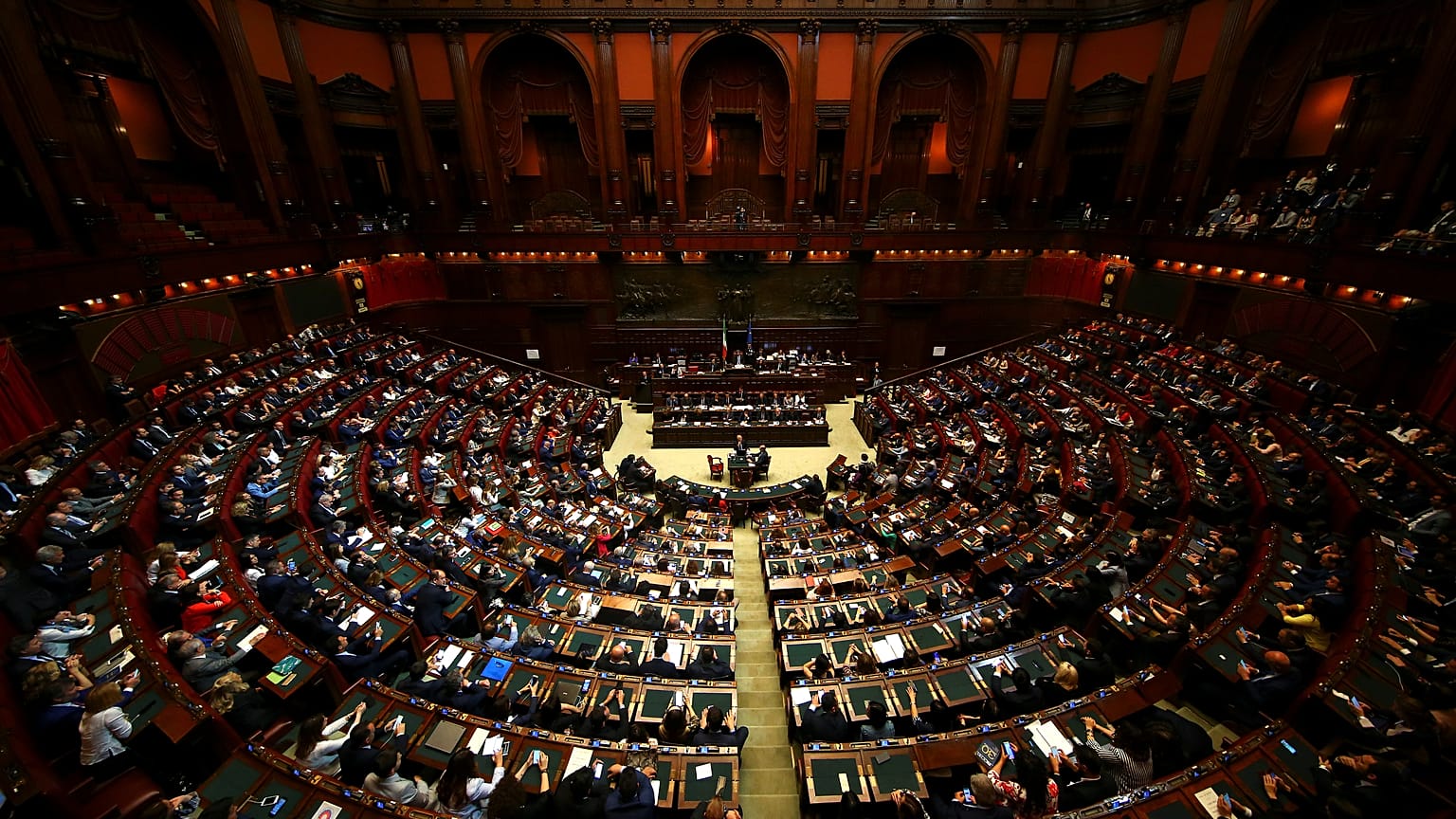 Italie : confiance accordée au gouvernement Conte