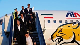 آدیداس: پیراهن ایران را نمی‌فروشیم، از فدراسیون فوتبال ایران بگیرید