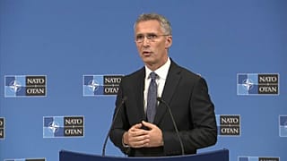 La Nato all'Italia: Le sanzioni su Mosca restano