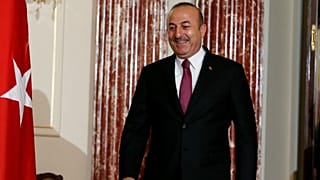 Η Τουρκία παγώνει τη συμφωνία επανεισδοχής μεταναστών με την Ελλάδα