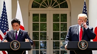 Ν. Τραμπ: «Εάν πάει καλά η συνάντηση με τον Κιμ, θα τον καλέσω στις ΗΠΑ»