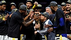 NBA: i Warriors ancora campioni, stesi 4-0 nelle Finals i Cavaliers