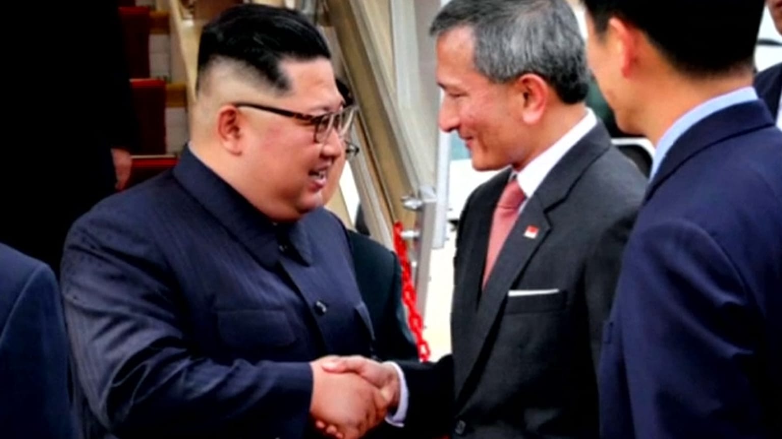 Kim Jong-un já está em Singapura