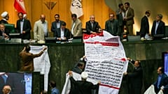 مجلس ایران الحاق به کنوانسیون مبارزه با تامین مالی تروریسم را تعلیق کرد