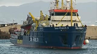 Migranti: Salvini chiude i porti italiani e scrive a Malta