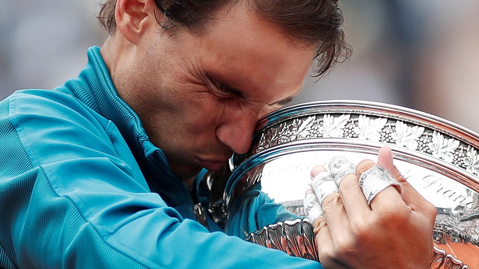 Rafael Nadal não dá hipóteses em Roland-Garros