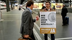 Marad a bankok pénzteremtési joga Svájcban