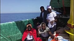 La Spagna accoglierà l'Aquarius a Valencia. Salvini esulta: "Vittoria"