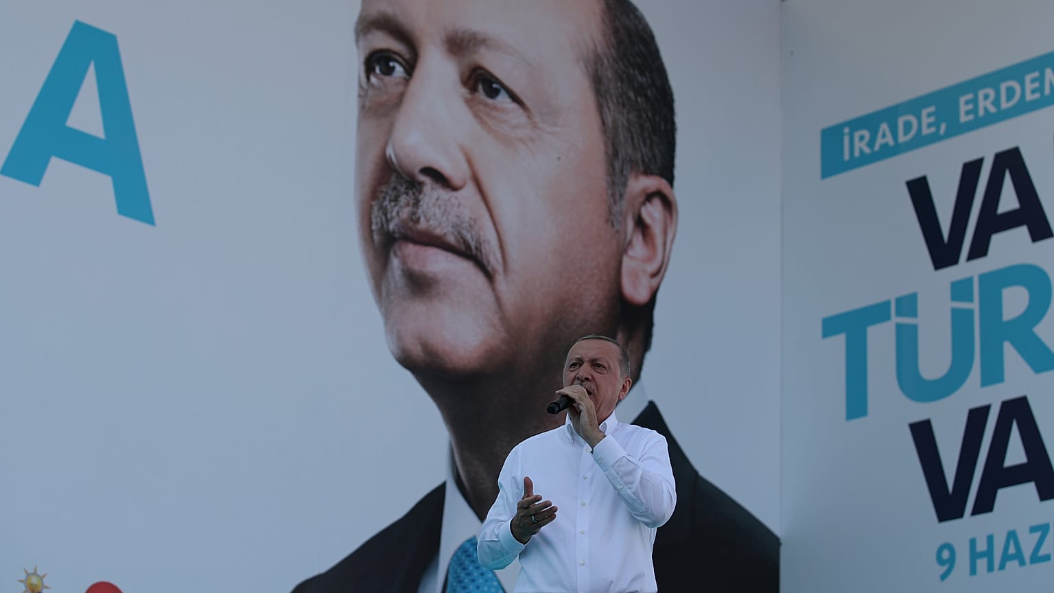 إردوغان: سنجفف مستنقع الإرهاب في قنديل كما فعلنا في عفرين 