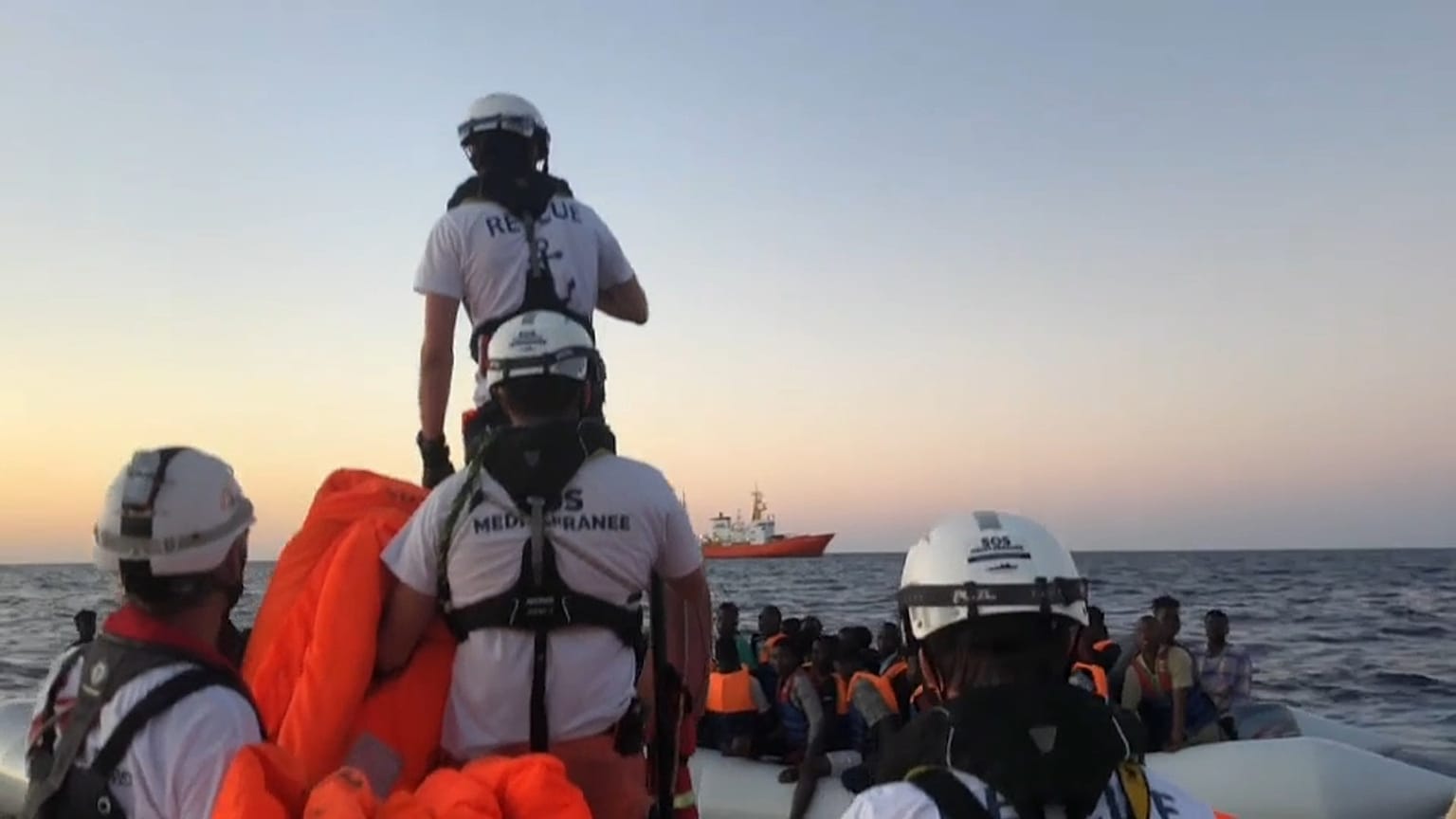 Como o Aquarius resgatou centenas de migrantes 
