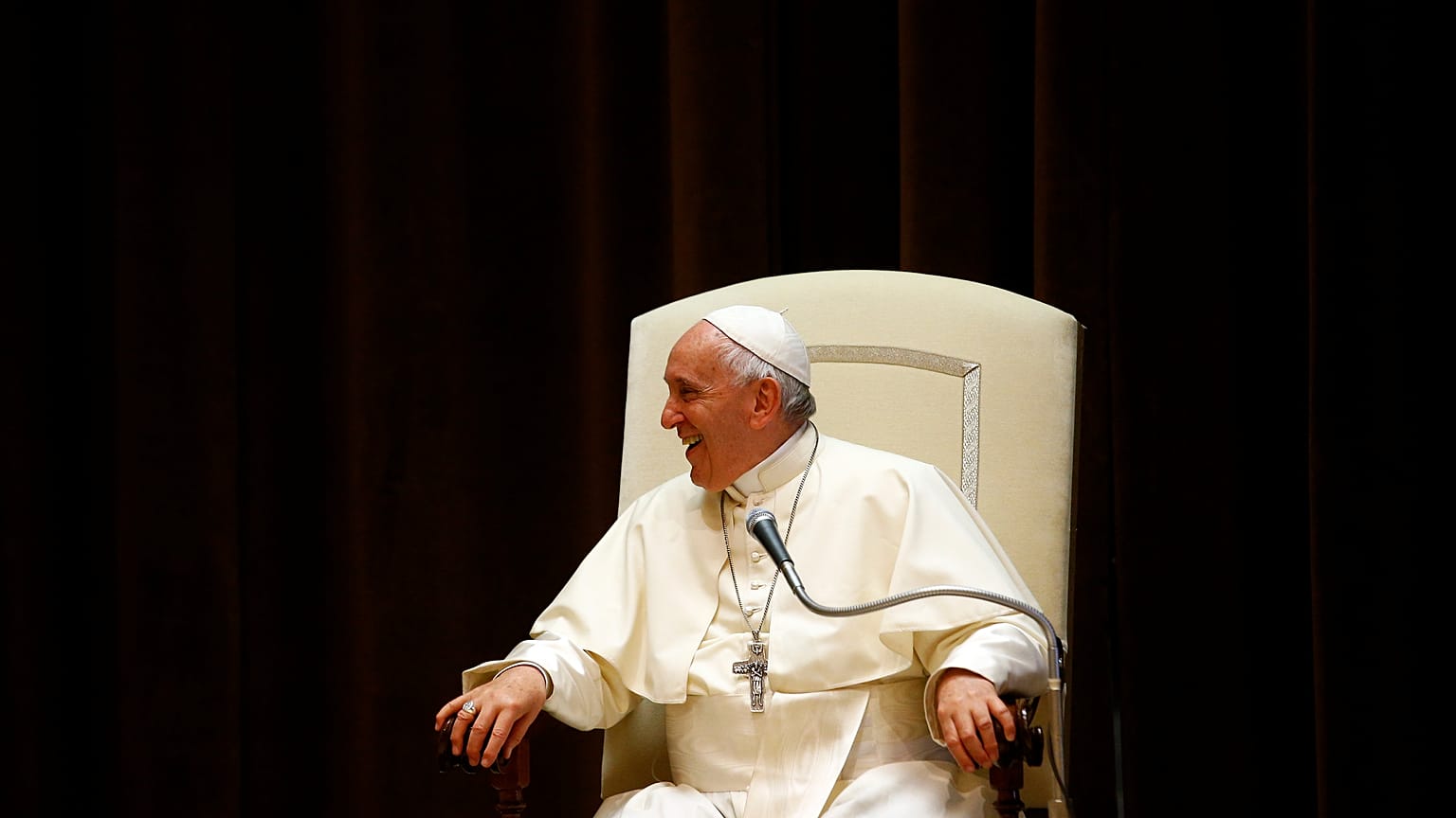 Pédophilie : le pape accepte la démission de trois évêques chiliens