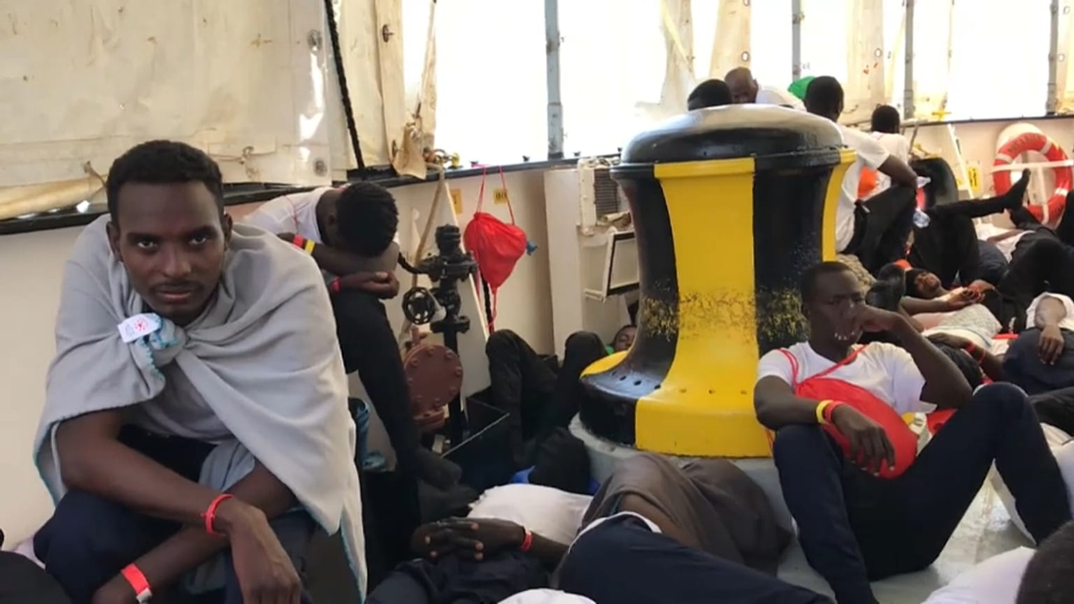 L'angoisse règne à bord de l'Aquarius