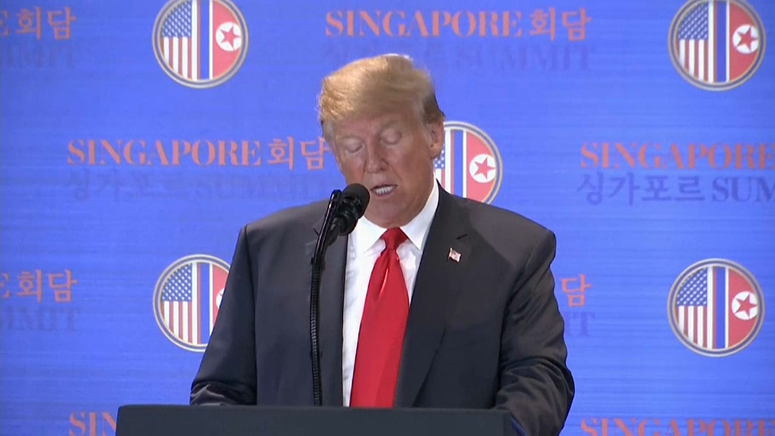 Singapore, Trump: "Smettiamo di giocare alla guerra"