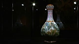 Vase found in a shoebox sells for 16 million euros