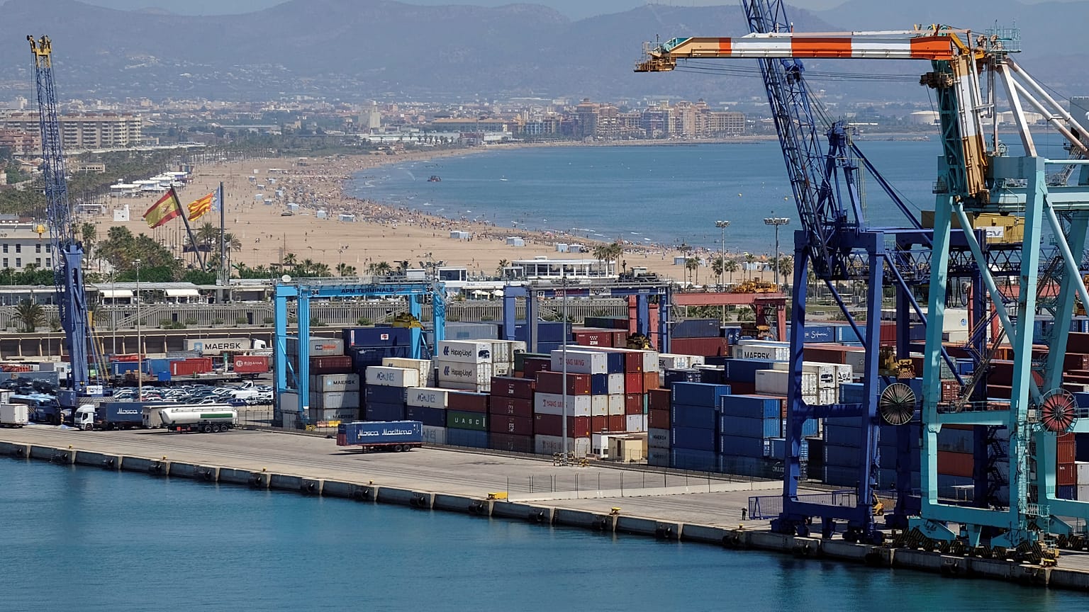 Η Βαλένθια «ανοίγει την αγκάλια της» για τους μετάναστες 