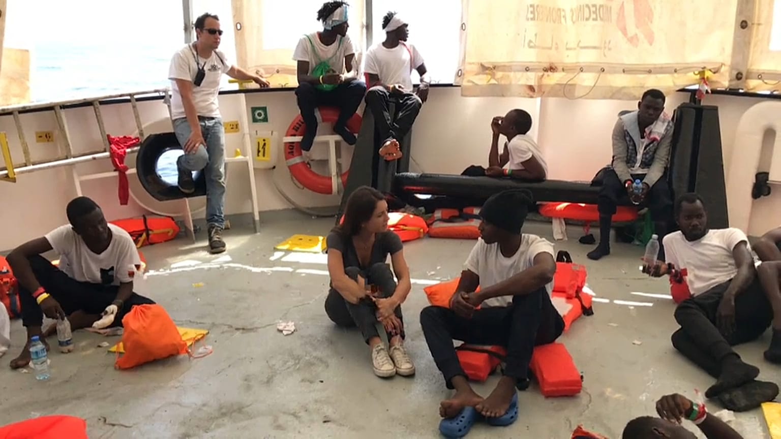 Aquarius ruma a Valência