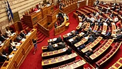 Την Παρασκευή ενημερώνει ο Τσίπρας την Βουλή για την συμφωνία με ΠΓΔΜ 